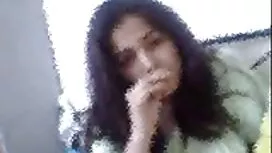 مص القضيب ويضاجعونها ...