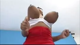 تشرب البيرة بينما تر ...