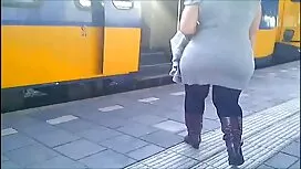أنا سكسي جديد مترجم  ...