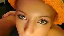 (كوبا) ملقاة على الس ...
