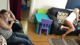 عندما تنظر ابنتك لاب ...