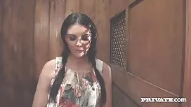 تبحث عن فيلم عربي سك ...